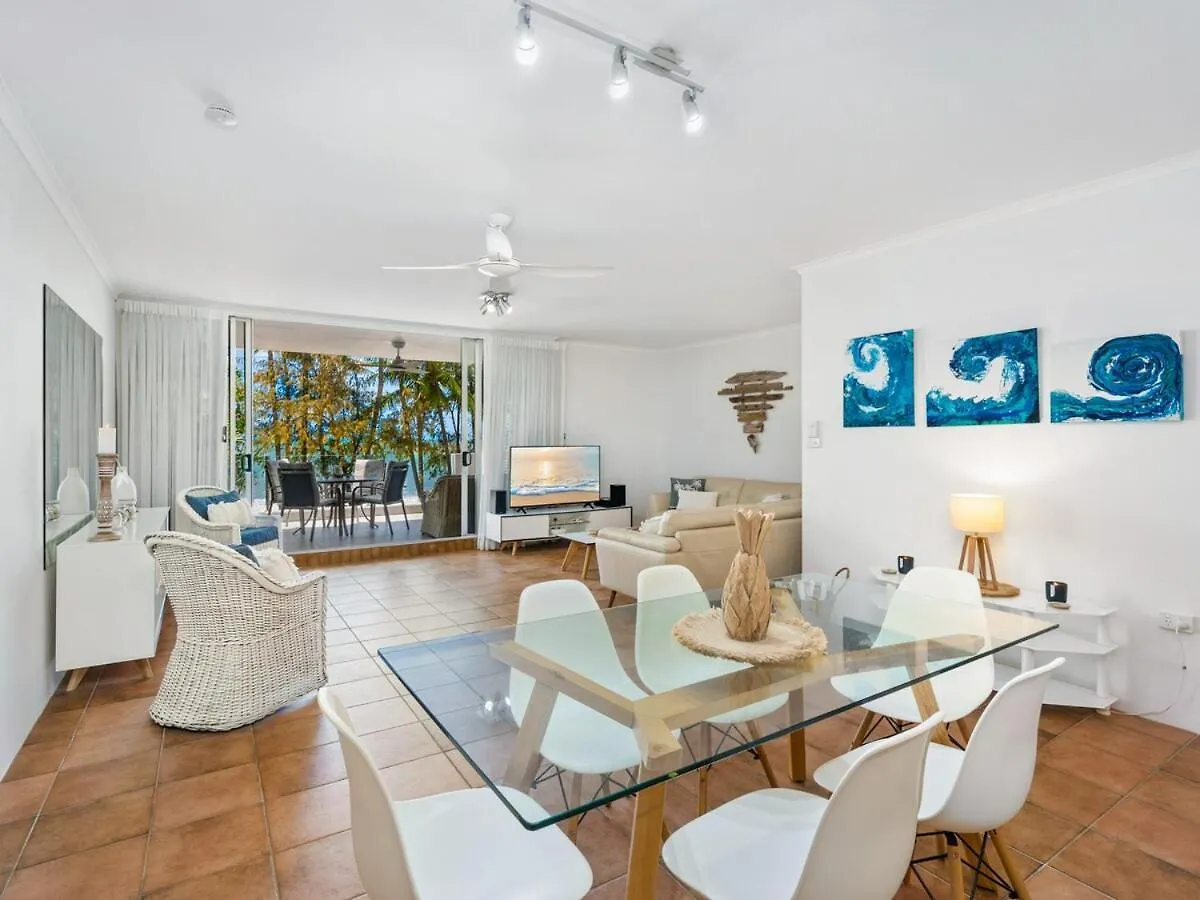 Paringa Beachfront Apartment 7 With Ocean Views Palm Cove Australia