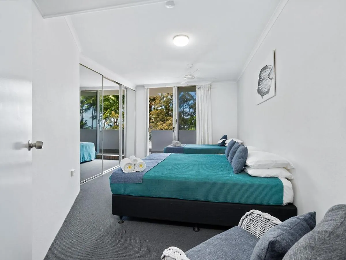 Paringa Beachfront Apartment 7 With Ocean Views Palm Cove