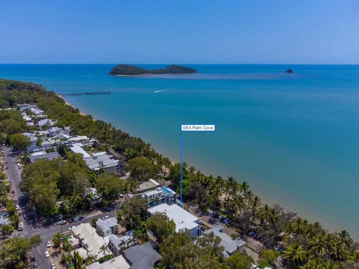 Paringa Beachfront Apartment 7 With Ocean Views Palm Cove Australia